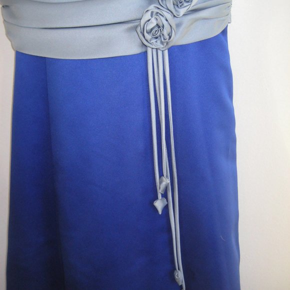 Alfred Angelo, beautiful satiny 2 tone blue girls dress, size 8 - Picture 4 of 11